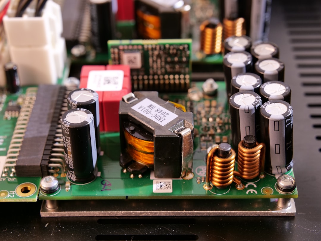 Audiophile Audio Amplifier: Purifi Eigentakt Class-D amplifier module with 425W output power and negligible distortion of